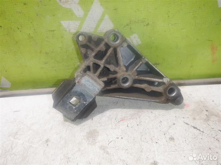 Кронштейн двигателя Рено Кенгу Кангу