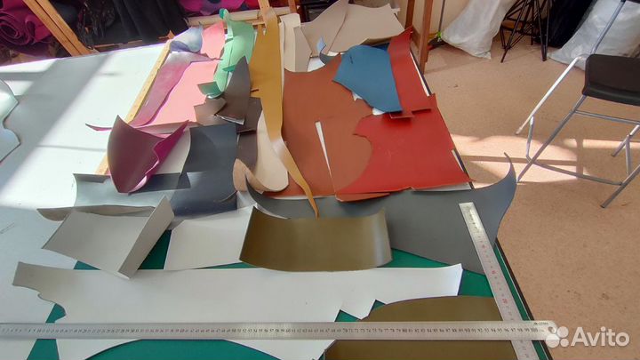 Обрезки натуральной кожи для рукоделия