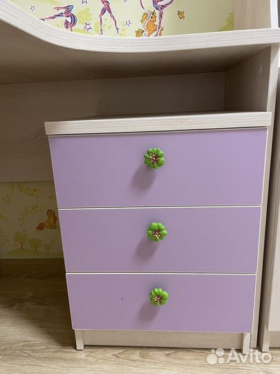 Письменный стол и тумба выкатная