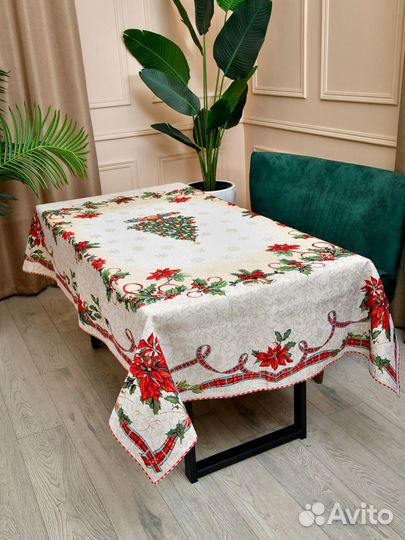 Скатерть гобеленовая новогодняя
