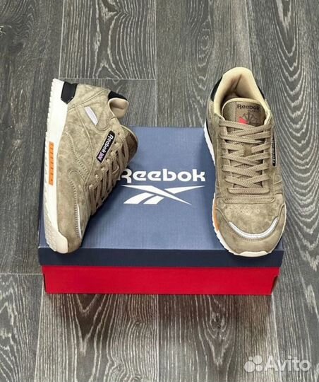 Кроссовки reebok classic