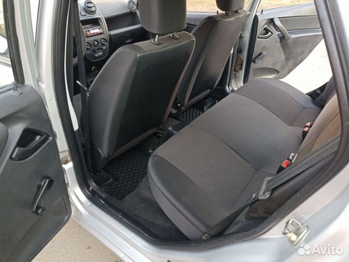 LADA Granta 1.6 МТ, 2015, 131 540 км