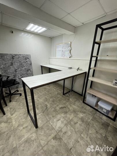 Стол компьютерный