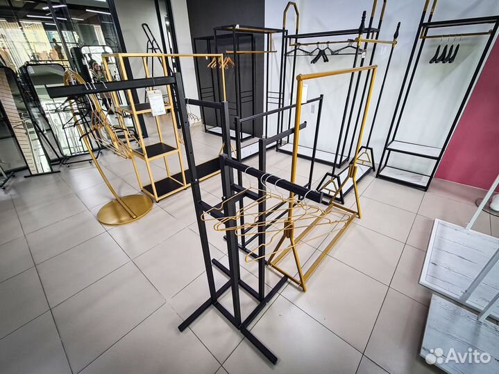 Вешала для магазинов одежды