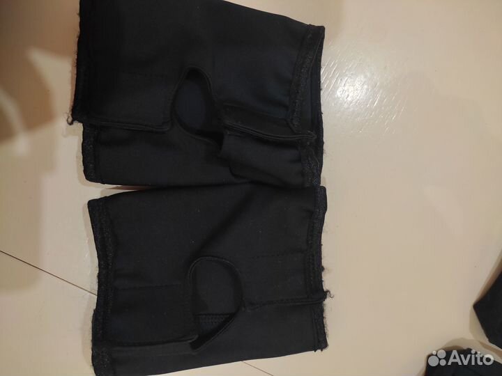 Наколенники для фигуриста