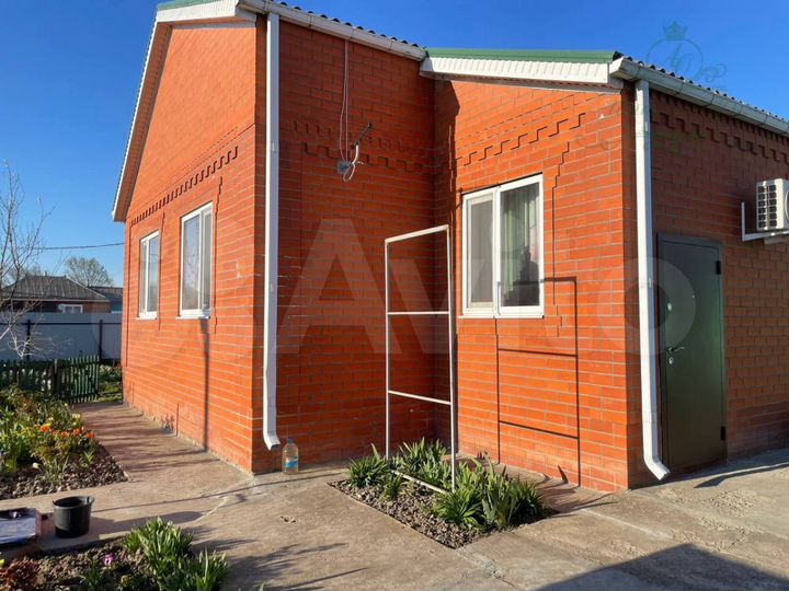 Дом 60 м² на участке 5 сот.