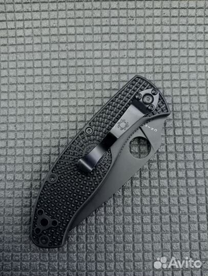 Нож Spyderco Tenacious Lightweight