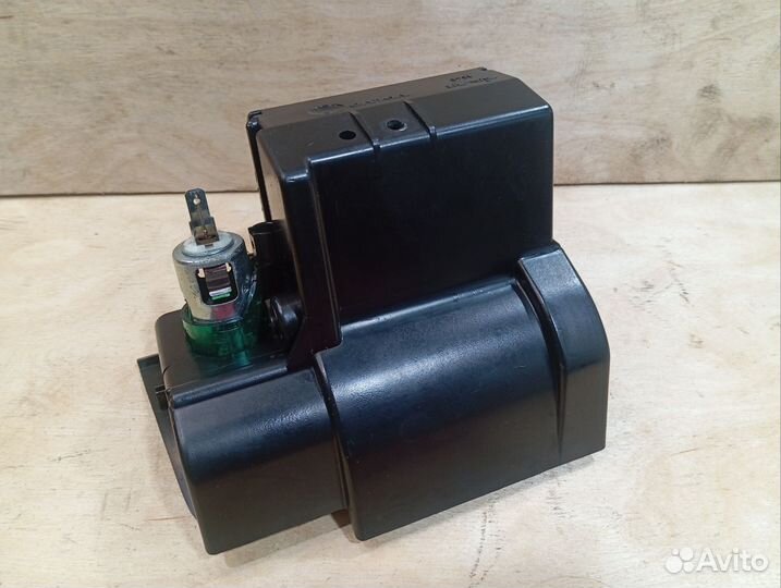 Пепельница передняя Volvo 440