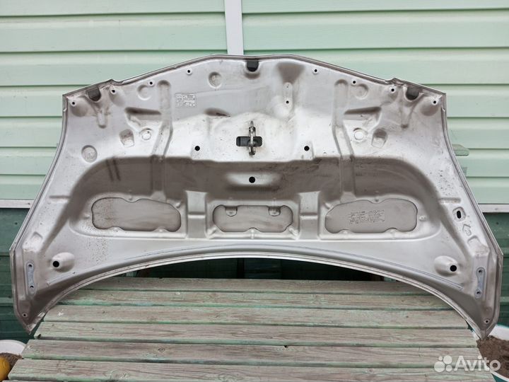 Капот Тойота Рактис