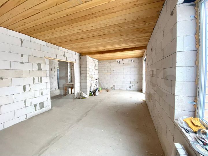 Дом 233 м² на участке 14 сот.