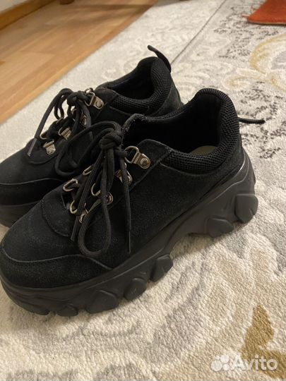 Кроссовки / ботинки женские