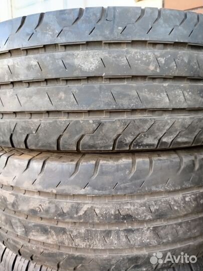 Hankook Vantra LT RA18 205/75 R16