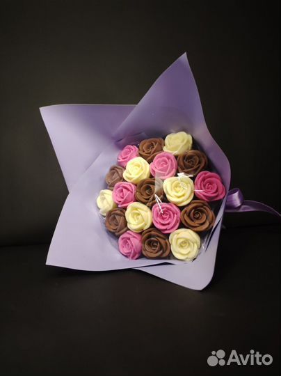 Розы из Бельгийского Шоколада - 19 шт в Букете
