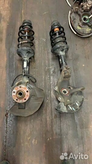 Стойки амортизаторов на Opel Astra F в сборе