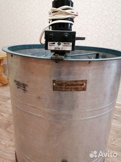 Медогонка 2-х рамочная с электроприводом