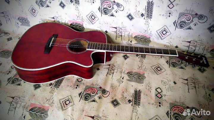 Гитара акустическая (новая) еловая