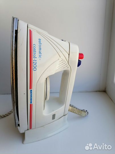 Утюг с парогенератором ''Severin''