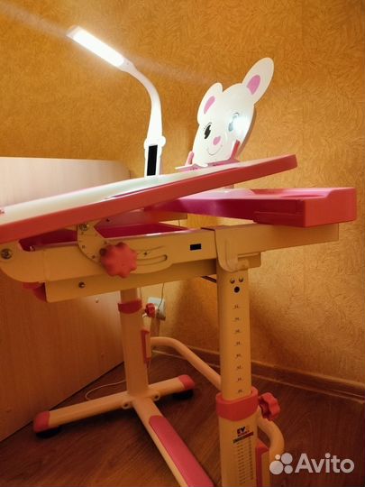Письменный стол детский