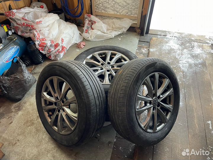 Продаю летние колеса в сборе r17 215/65