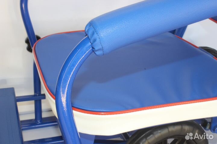 Двухместные санки с 6 колесами