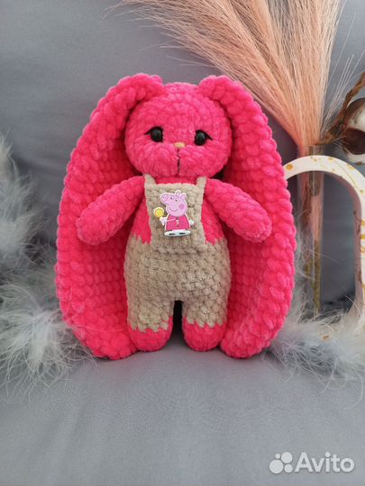 Заяц плюшевый