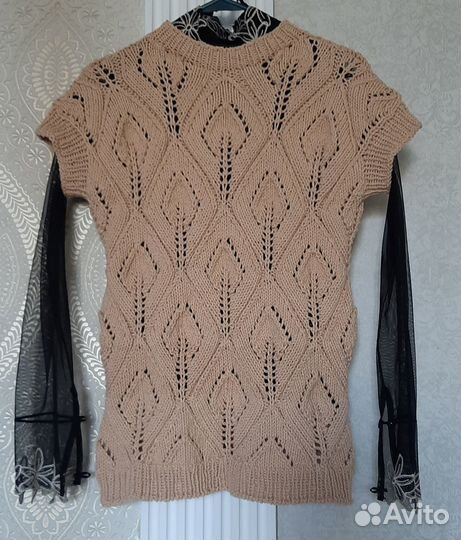 Жилетка женская вязаная ручная работа