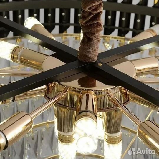 Люстра дизайнерская хрустальная белая с золотом