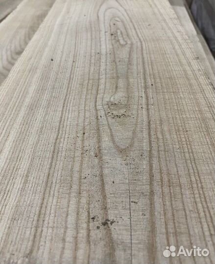 Доска обрезная из массива Ясеня