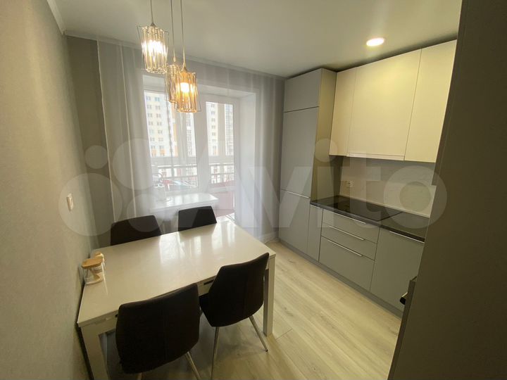 3-к. квартира, 76,2 м², 7/14 эт.