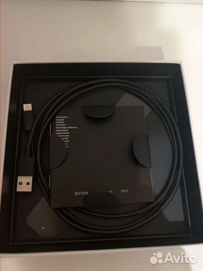 Bang & Olufsen Beoplay E8 3rd