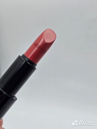 Hermes помада сатиновая