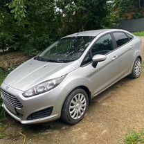 Ford Fiesta 1.6 AMT, 2016, 147 000 км, с пробегом, цена 770 000 руб.