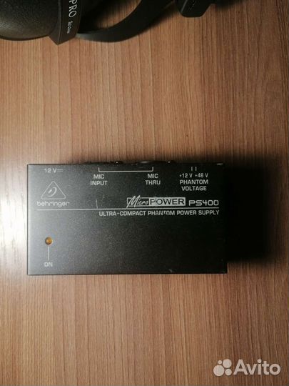 Фантомное питание Behringer Micro Power Ps400