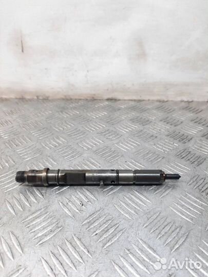 Форсунка Volkswagen Passat седан 2.5 AKN 2001