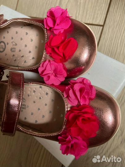 Туфли для девочки 22размер