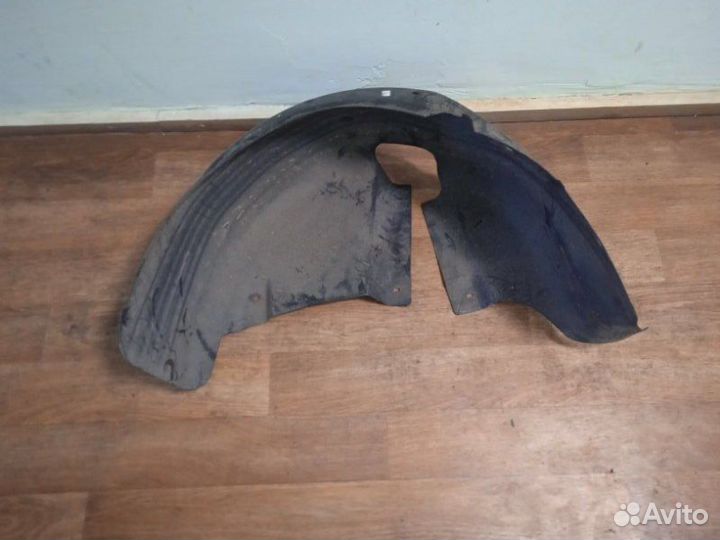 Подкрылок (локер) задний левый Volkswagen Polo