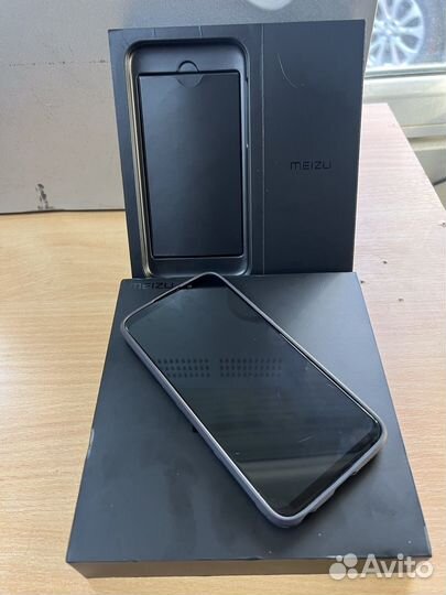 Meizu 16, 6/64 ГБ