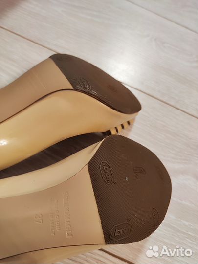 Ласковые туфли (37 размер)