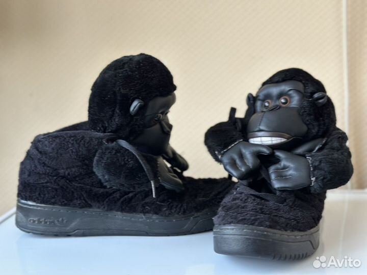 Adidas jeremy scott gorilla