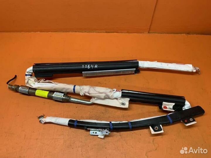 Шторка безопасности правая Acura Mdx YD3 J35Y5