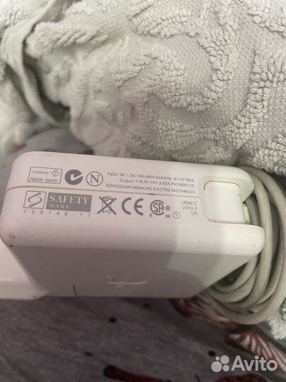 Зарядка на macbook