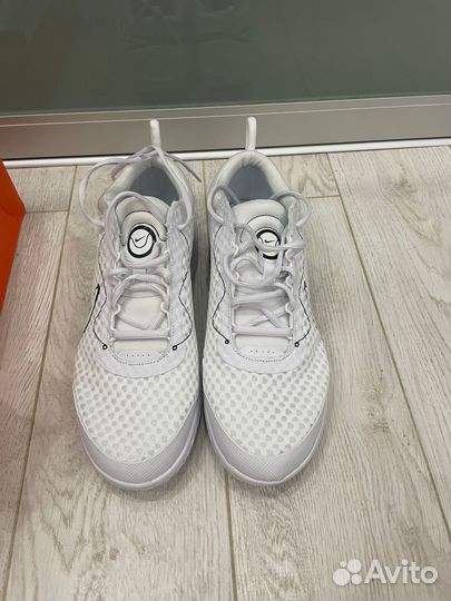Теннисные кроссовки Nike Zoom Court Pro HC