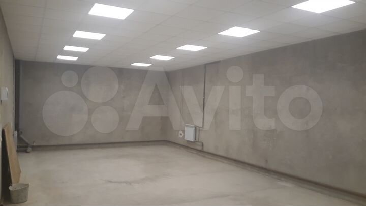 Здание, 300 м²