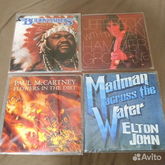 Старые виниловые пластинки продам