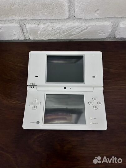 Nintendo DSi 32Gb прошитая