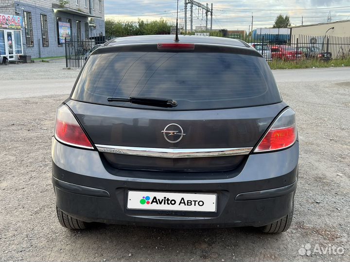 Opel Astra 1.6 МТ, 2011, 199 000 км