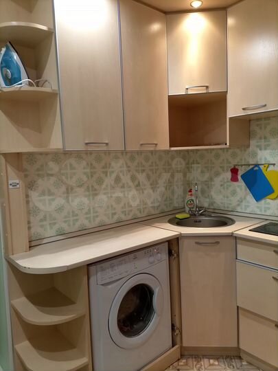 2-к. квартира, 42 м², 9/9 эт.