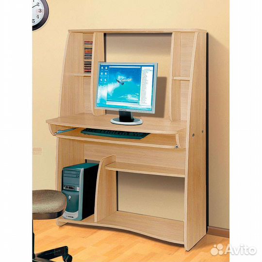 Компьютерный стол новый