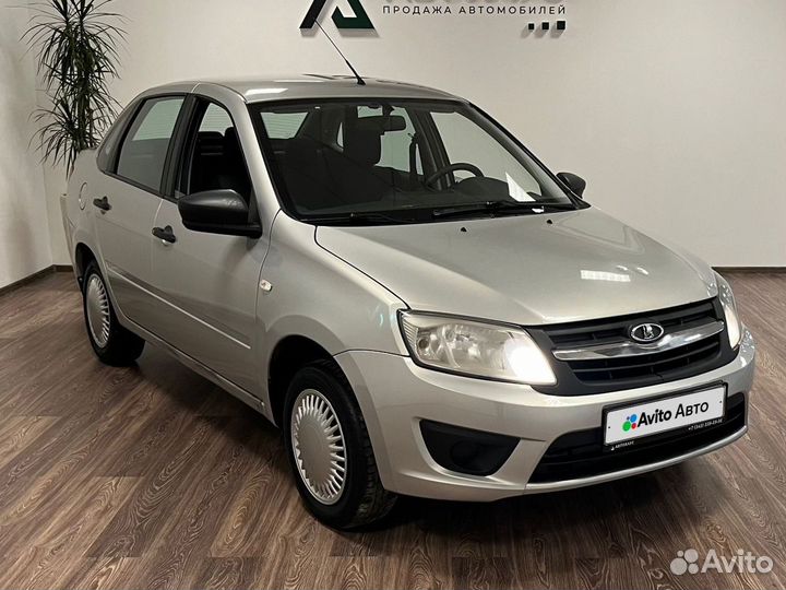 LADA Granta 1.6 МТ, 2018, 207 818 км