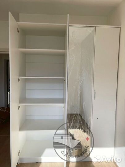 Шкаф распашной